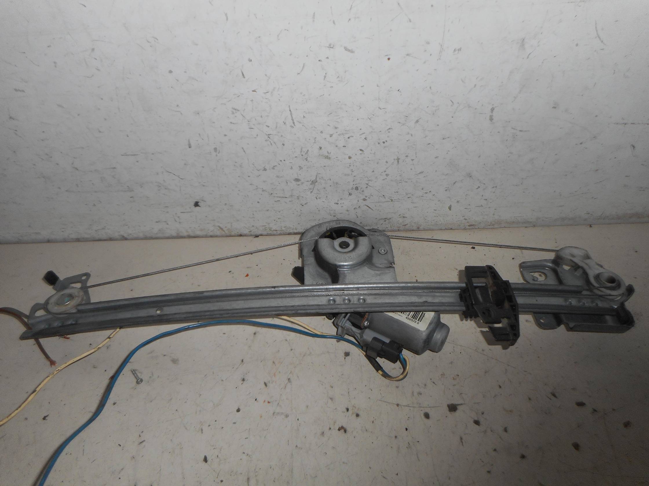 Alzacristallo elettr. porta ant. dx.